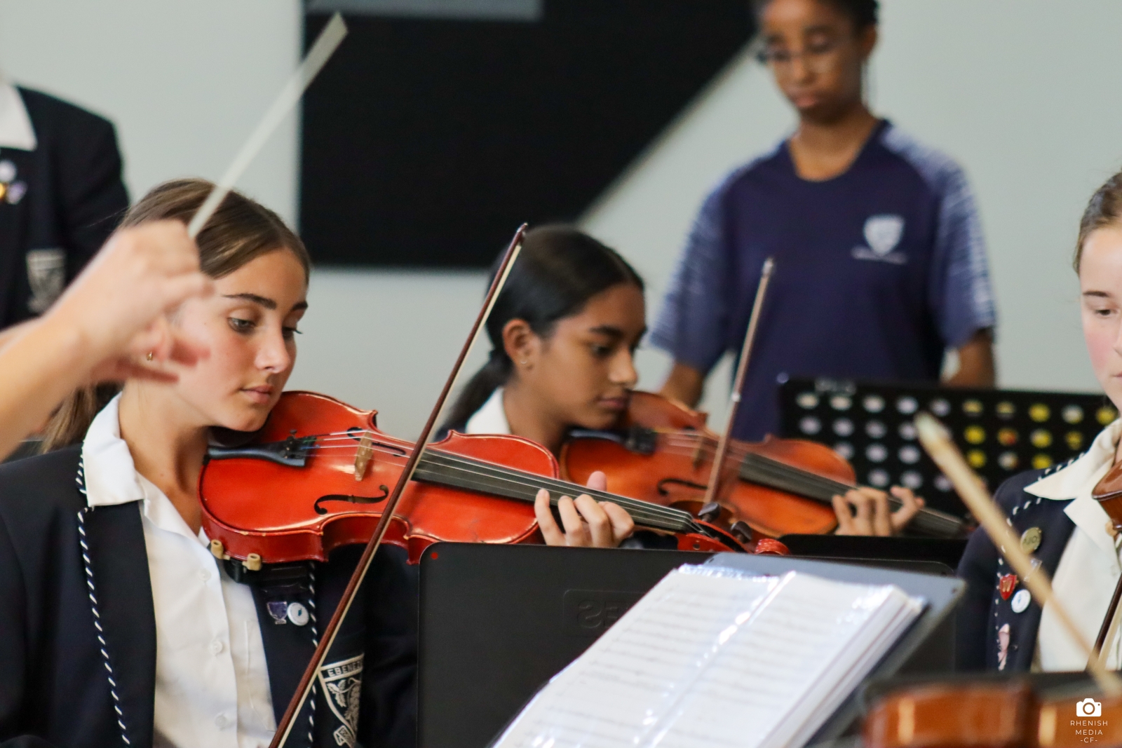 EC TOUR Orchestra Chloe8.jpg